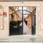 Lägenhetshotell De L'horloge 2*