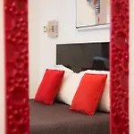 De L'horloge Aparthotel Paříž