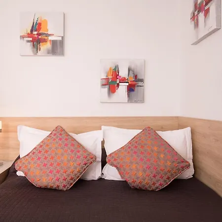 De L'horloge Aparthotel Parigi