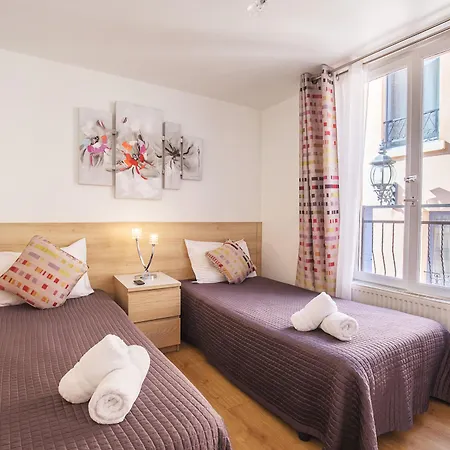 De L'horloge Aparthotel