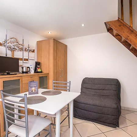 De L'horloge Apartmanhotel