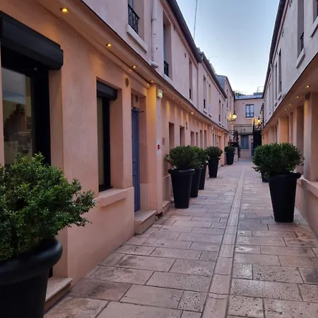 Apartmanhotel De L'horloge 2*
