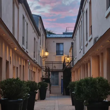 Aparthotel De L'horloge Parigi