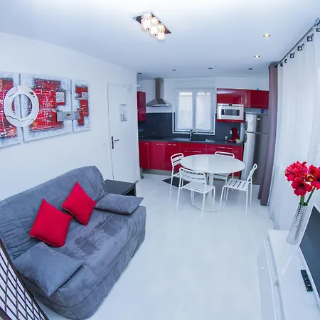 De L'horloge 2* Paris