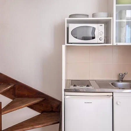 De L'horloge 2* פריז